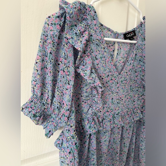 Spring Floral Blouse - Picture 4 of 7